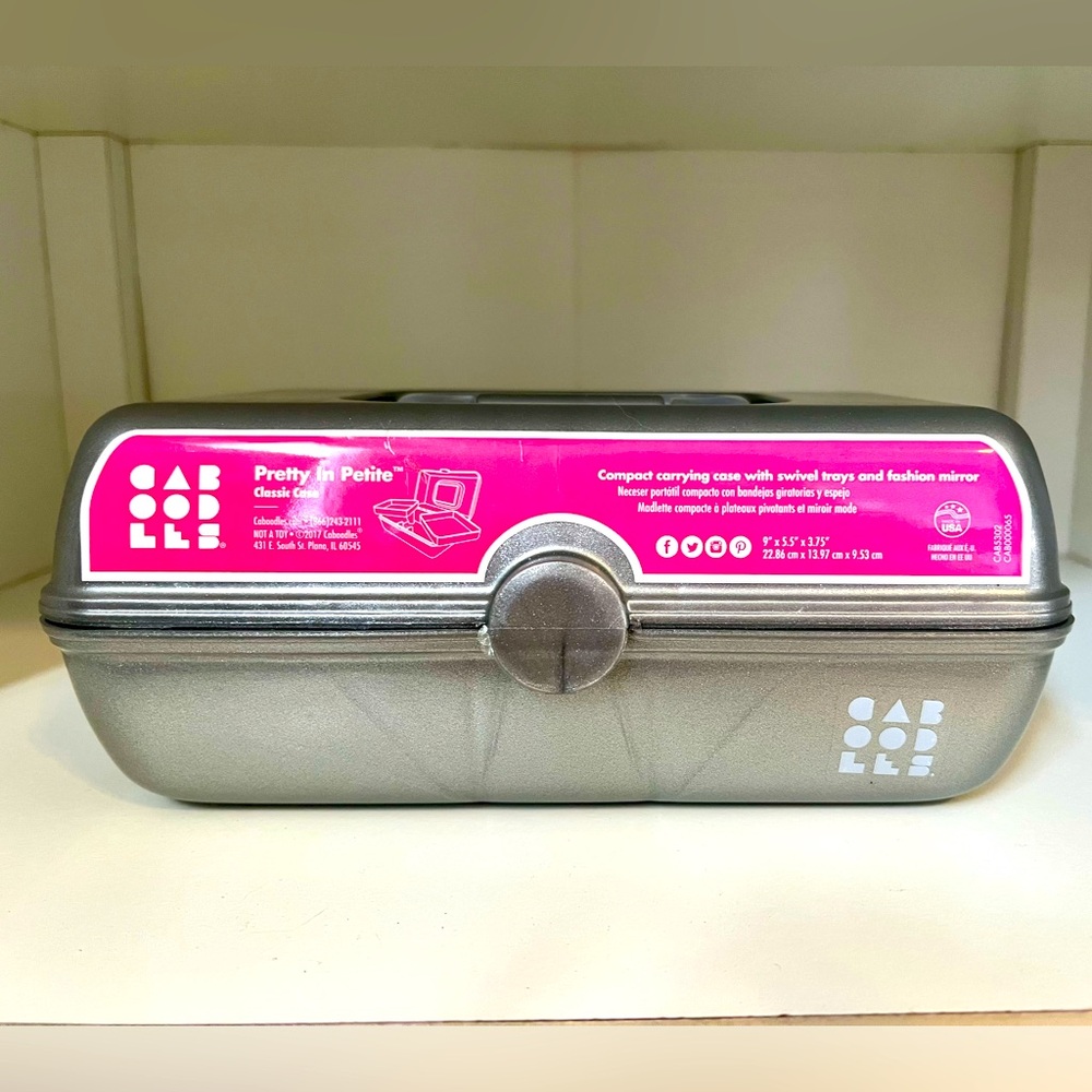 Pretty in Petite Caboodle
